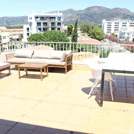 Beautiful Loft, Huge Sunny Terrace, View Over The Beach And Sea Росас Экстерьер фото