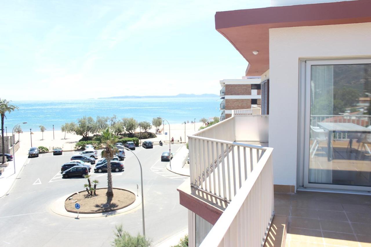 Beautiful Loft, Huge Sunny Terrace, View Over The Beach And Sea Росас Экстерьер фото