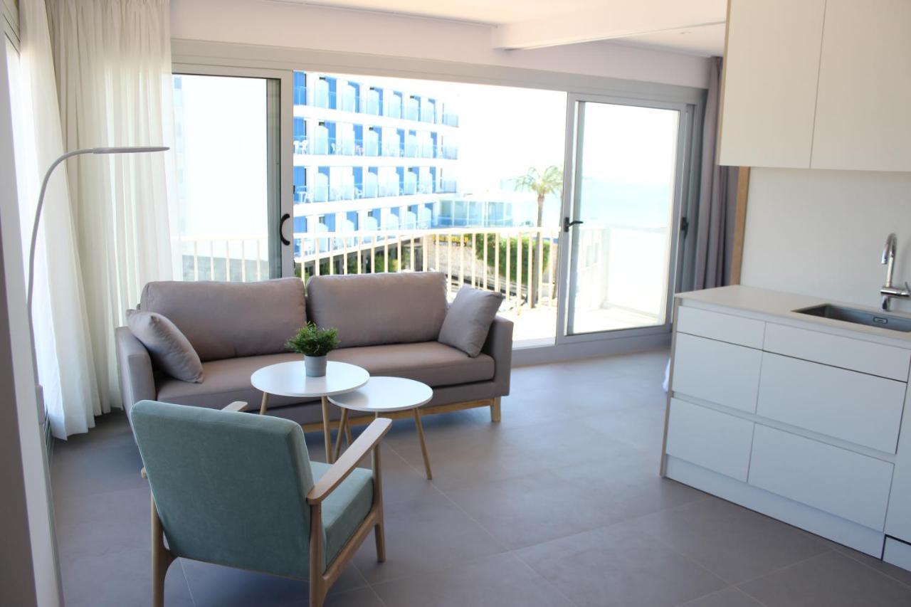 Beautiful Loft, Huge Sunny Terrace, View Over The Beach And Sea Росас Экстерьер фото